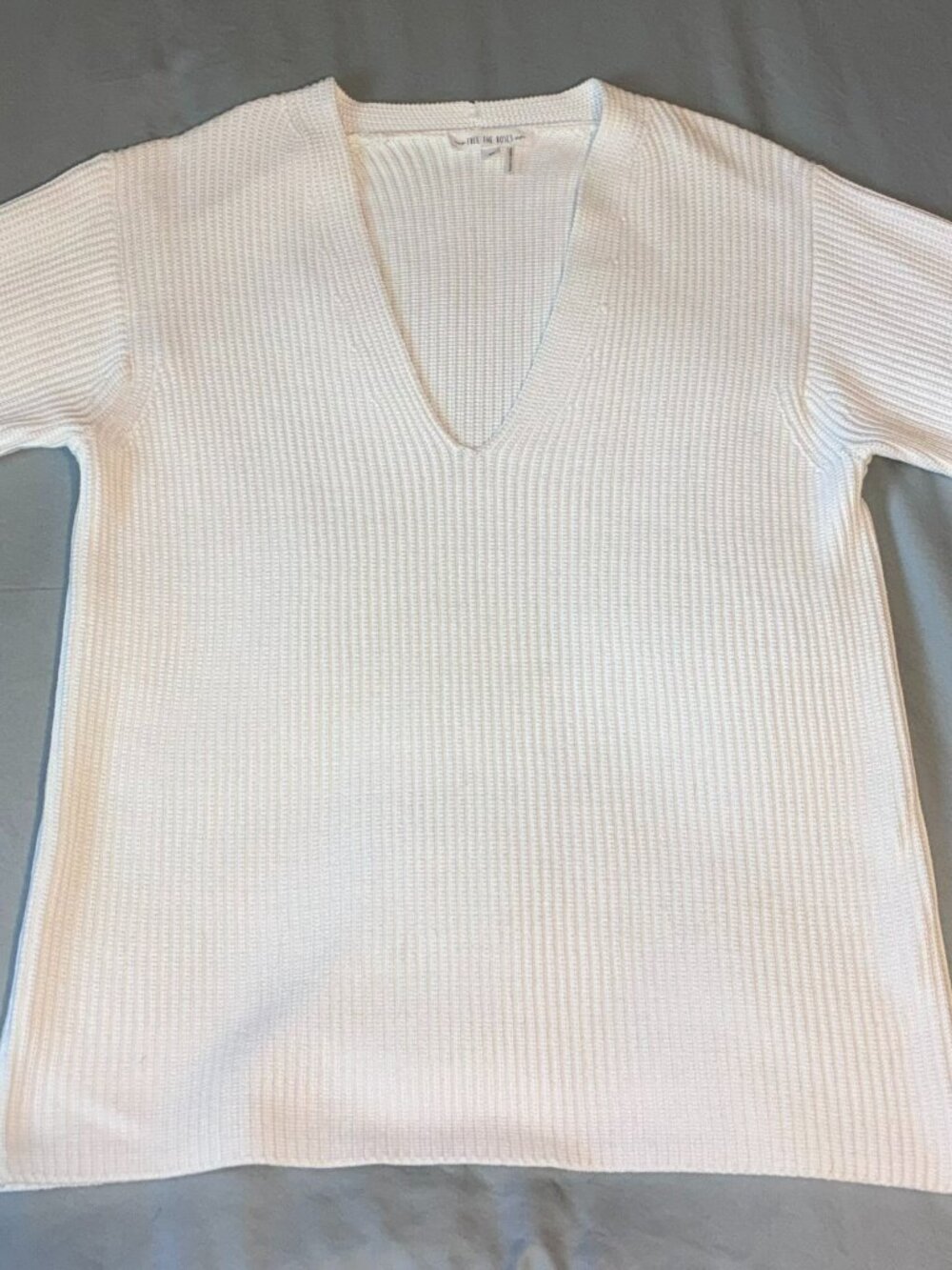 Free The Roses V-neck Long Sleeve Knit Ribbed Sweater Size XS